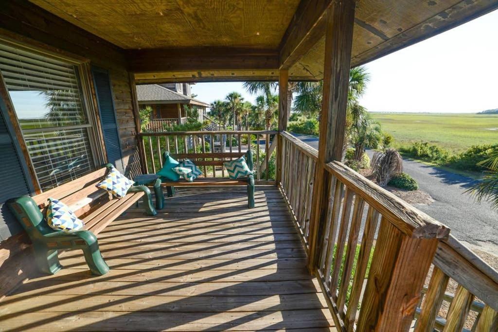 Pelican Point Unobstructed Beach Views Beach Access Out Back Door! Harbor Island Екстериор снимка
