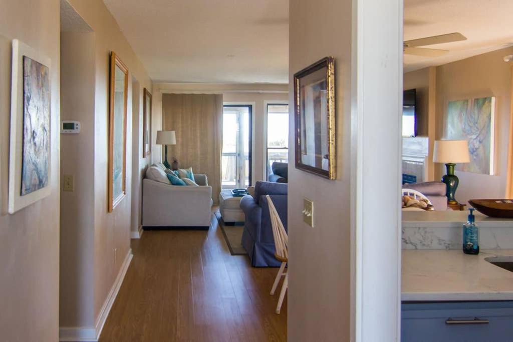 Pelican Point Unobstructed Beach Views Beach Access Out Back Door! Harbor Island Екстериор снимка