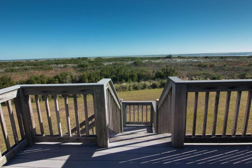 Pelican Point Unobstructed Beach Views Beach Access Out Back Door! Harbor Island Екстериор снимка